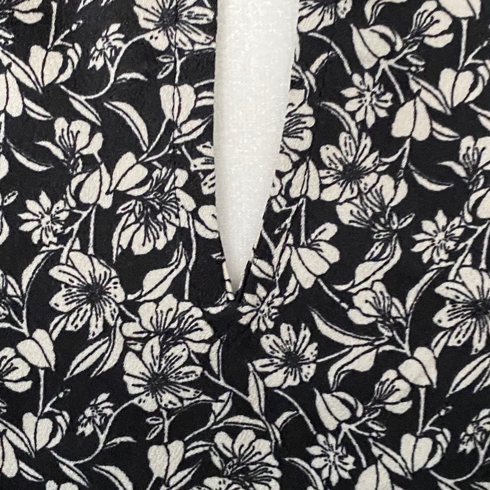 H&M Floral Short Sleeve Spring Summer Dress - Picture 11 of 16